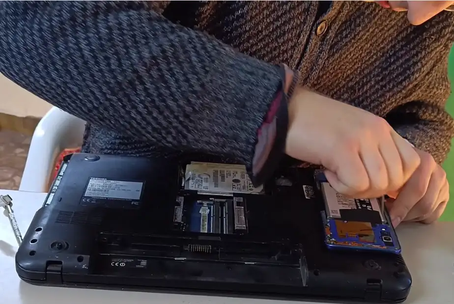 Laptop Cooling Optimization and Maintenance Image 4