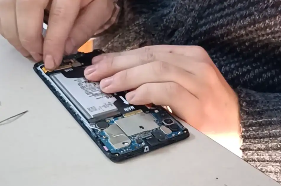 Laptop Cooling Optimization and Maintenance Image 5